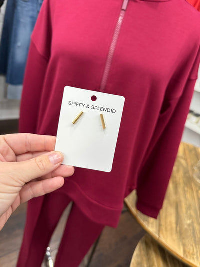 Luxe Bar Studs - Gold