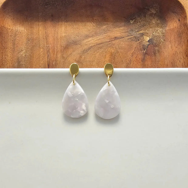 Leah Pearl Earrings