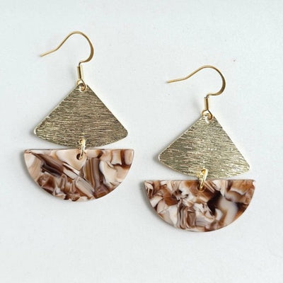 Hickory brown earrings