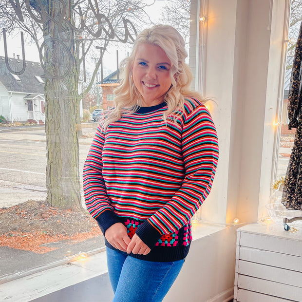 striped embroidery hemline sweater - large